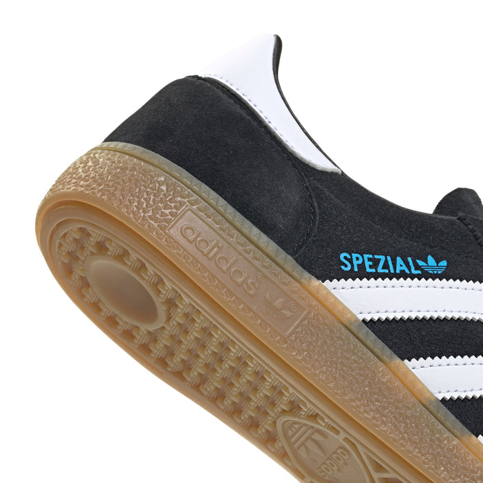 Men's Handball Spezial side view: SPEZIAL lettering, white stripes, gum outsole