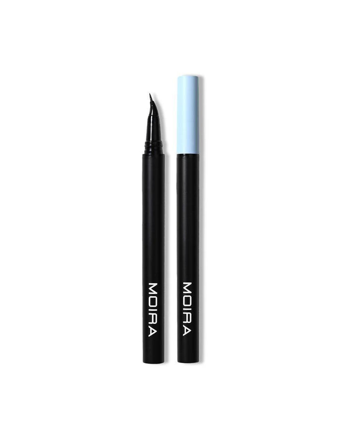 Angled Liquid Liner Black
