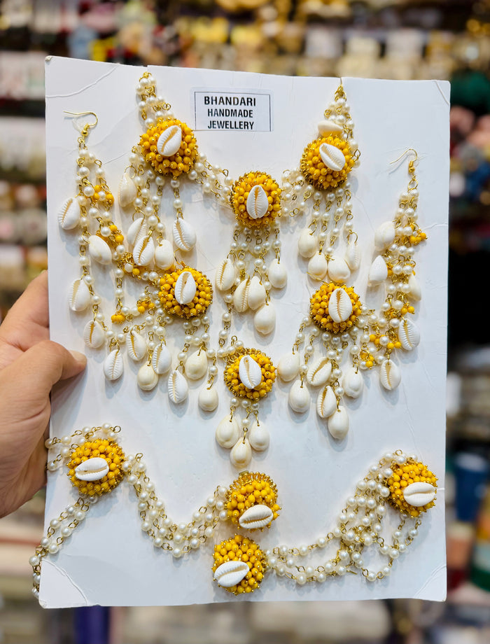 YELLOW PEARL SHELLS JEWELLERY K107