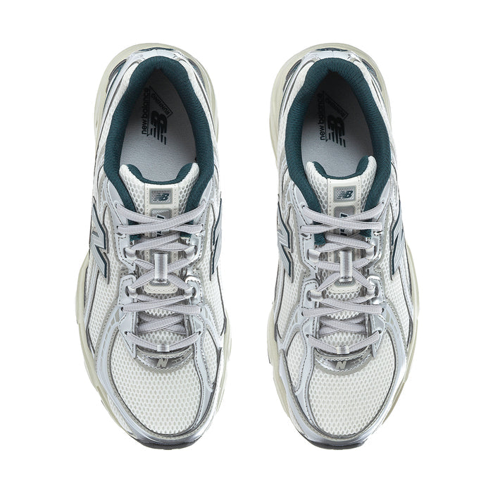 Men's lace-up athletic shoes, white metallic uppers with teal interior and N branding