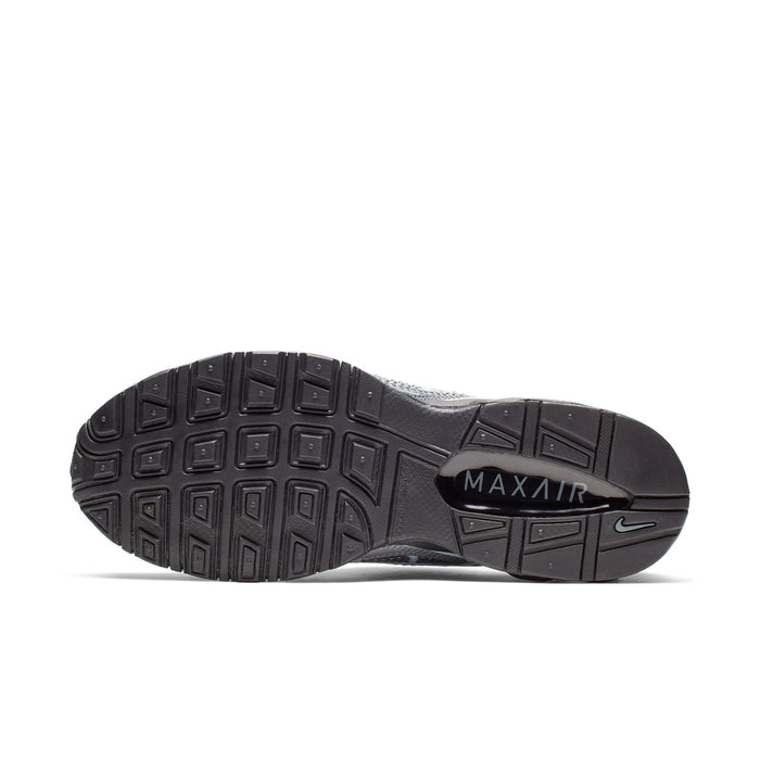 Men's running shoe outsole, textured tread with MAX AIR label