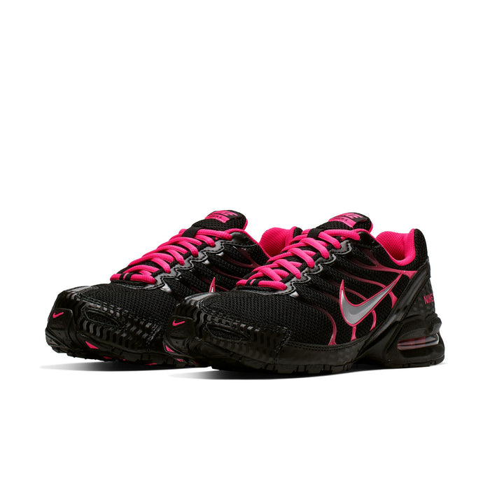 Women's black running sneaker with bright pink laces and Swoosh logo