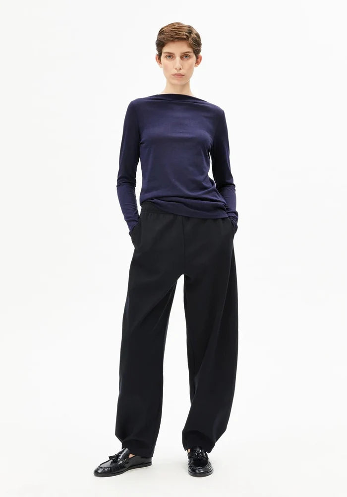 Armedangels - Boat Neck Longsleeve - Tinted Navy - Tops - 30008250