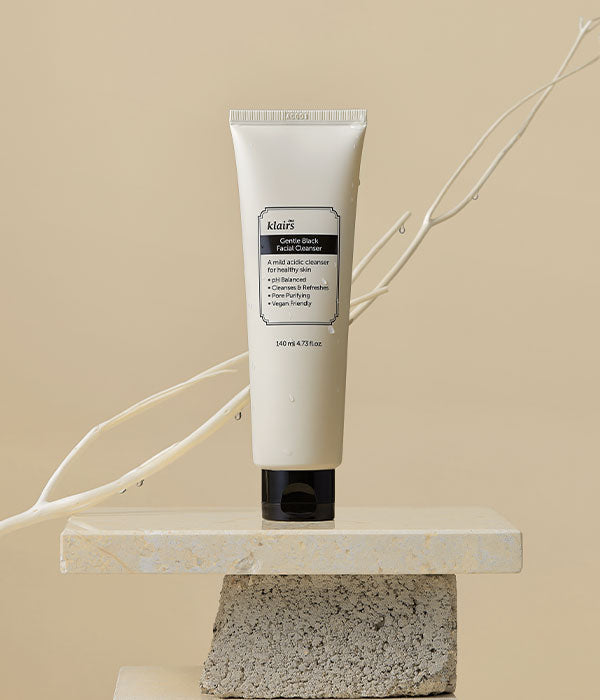 DEAR KLAIRS gentel black facial cleanser غسول مقشر للبشرة من دير كليرز