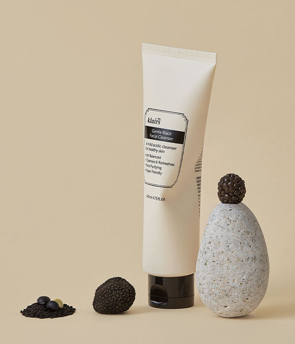 DEAR KLAIRS gentel black facial cleanser غسول مقشر للبشرة من دير كليرز