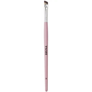 DIOSA Small Angle Eyebrush 9 فرشاة عيون صغيرة مائلة