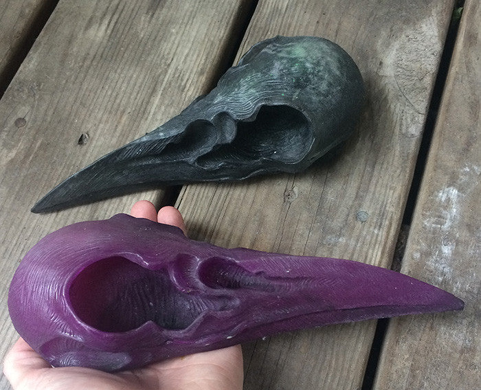 GLOW IN THE DARK CROW SKULL