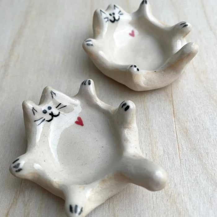Handmade white ceramic cat ring dish, tray with whisker and heart-face design.