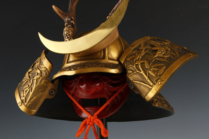Japanese Samurai Helmet Middle Size  -Shikanosuke Kabuto with a Mask- Tsushima