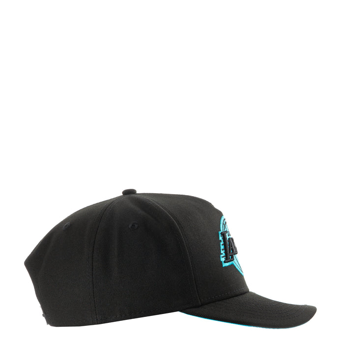 Black cap with turquoise side Lakers logo and curved brim