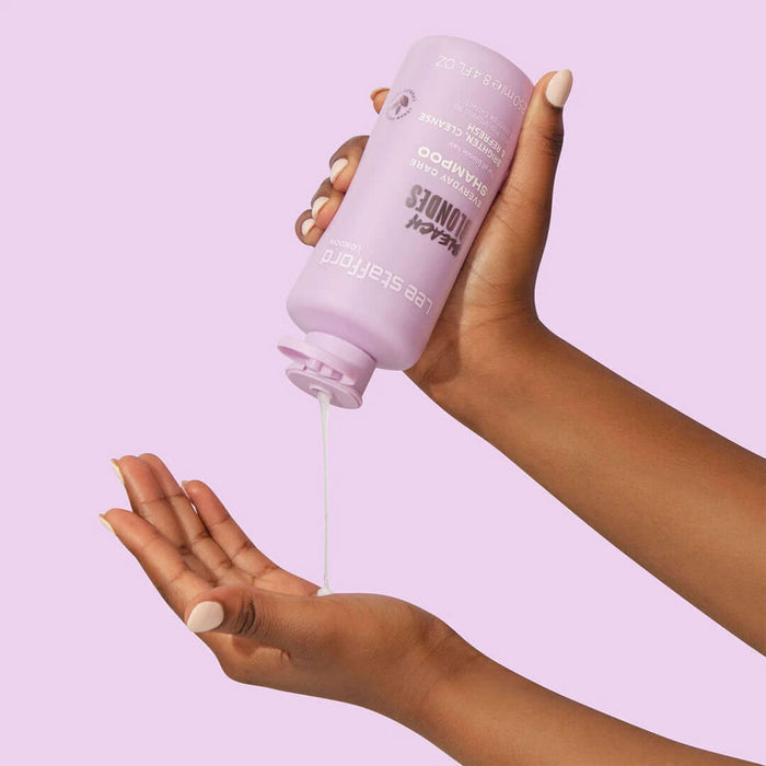 LEE STAFFORD Bleach Blondes Everyday Care Shampoo - šampūnas šviesiaplaukėms