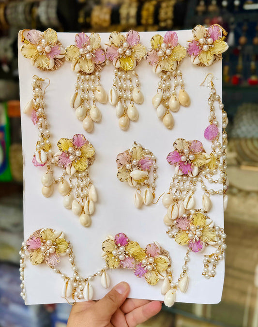 LEMON  LEVENDER FLORAL SHELLS JEWELLERY SET- FLOWER & RESIN DESIGN K110