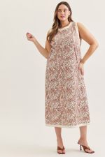 Entro leopard knit dress with a stylish animal print, showcasing a fitted silhouette and cozy fabric.