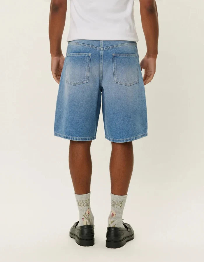 Les Deux - Ryder Washed Denim Shorts - Light Blue Wash - Pantalons et Shorts - LDM511069