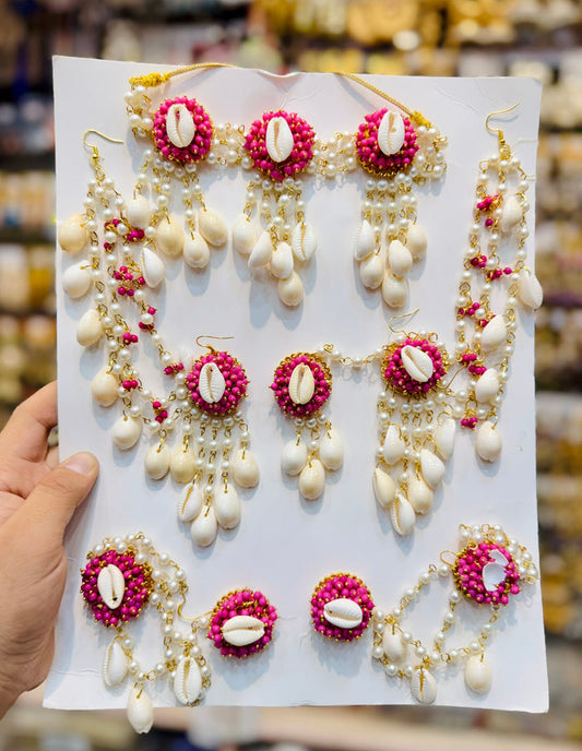 MAGENTA PINK PEARL SHELLS JEWELLERY K106