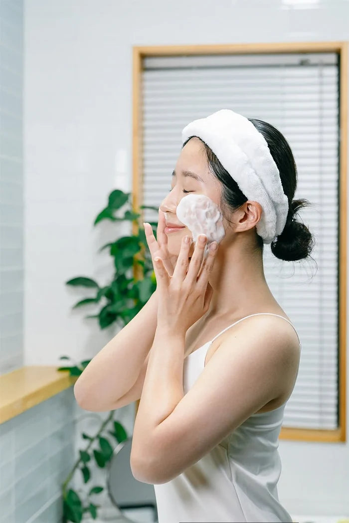 NATURE REPUBLIC Vitapair C Foam Cleanser Fresh Jeju Lemon + Vitamin C  غسول البشرة بالفيتامين سي