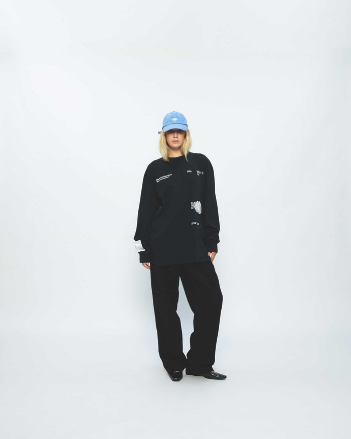 New Amsterdam - Container Longsleeve - Black-T-shirt-2302014003