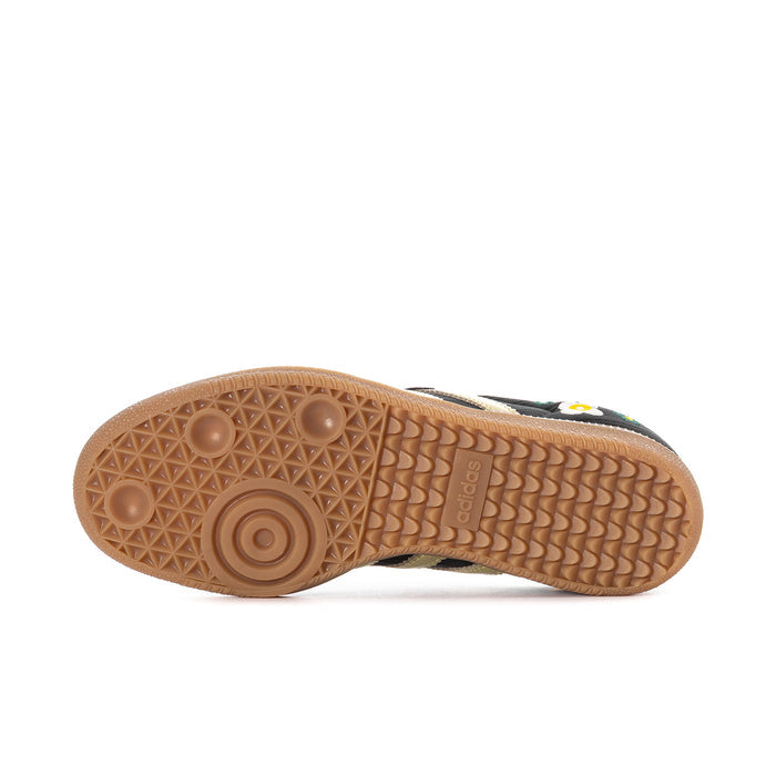 Women’s Samba sneaker outsole in gum brown with textured tread and Adidas logo