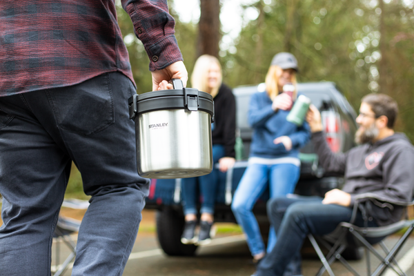 The Fresh-To-Table Stay Hot Crock | 3 QT | 2.8 L