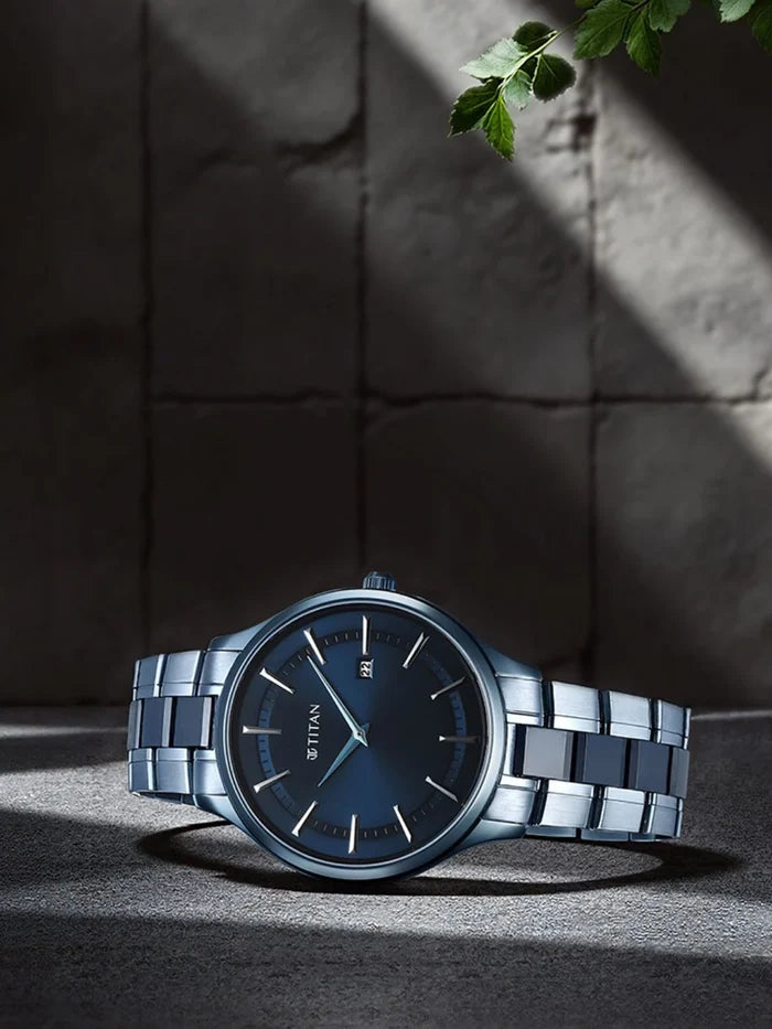 Titan Dial & Stainless Steel Bracelet Style Strap Analogue Watch - 90142QD01