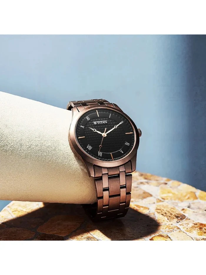 Titan Karishma Round Black Dial Analog Watch - NU1823QM01