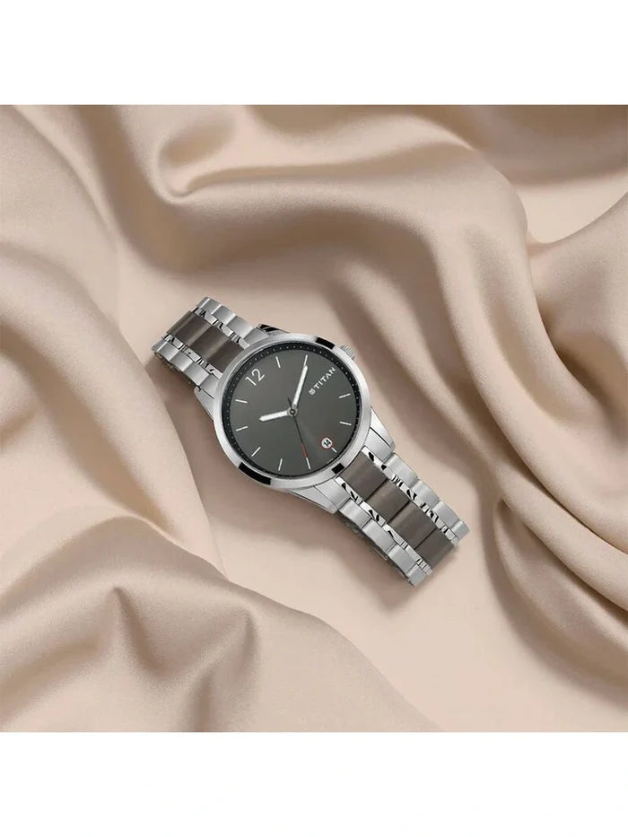 Titan Round Analog Watch - NU1806KM01