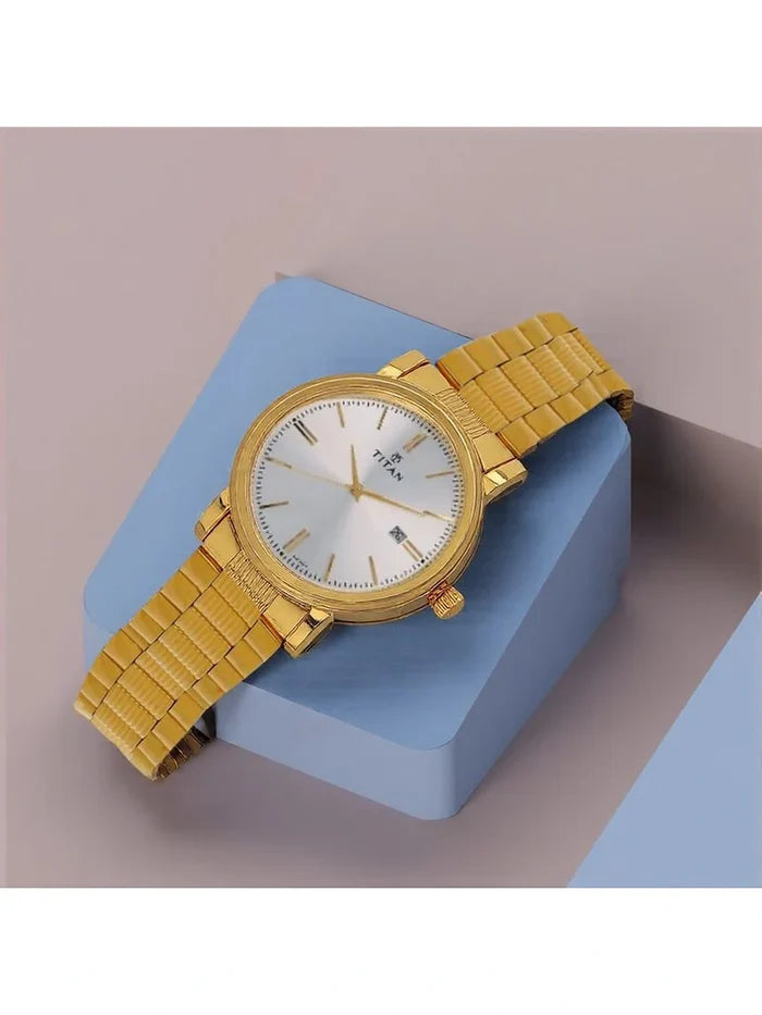 Titan Round Silver Dial Analog Watch - NU1712YM02