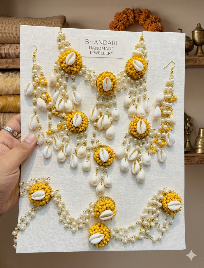 YELLOW PEARL SHELLS JEWELLERY K107